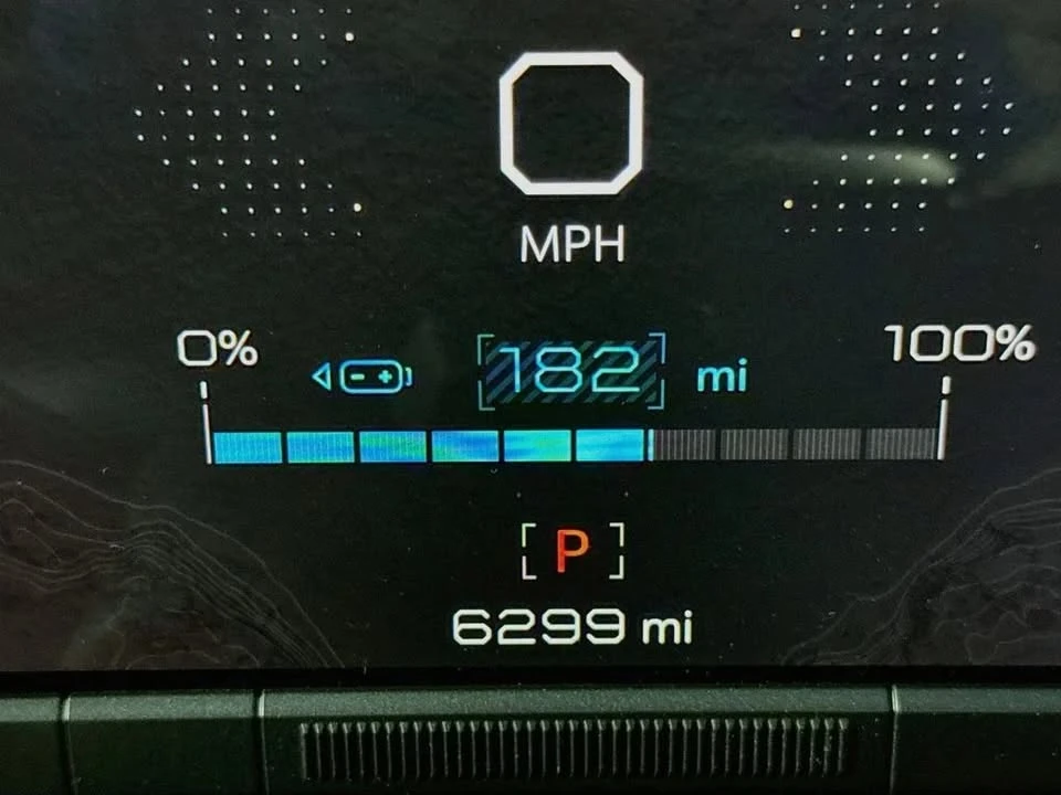 2024 GMC Hummer EV - Image 11 of 20