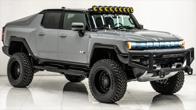 2024 GMC Hummer EV - Image 6 of 31
