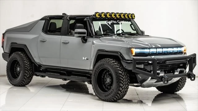 2024 GMC Hummer EV - Image 3 of 31
