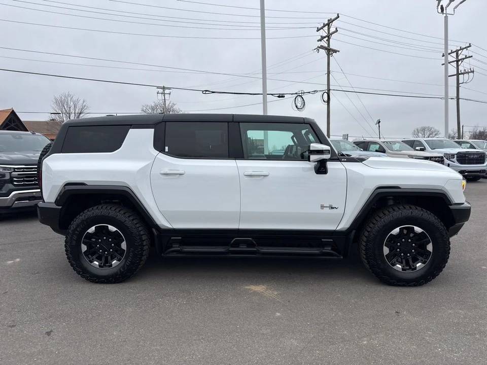 2024 GMC Hummer EV - Image 6 of 12