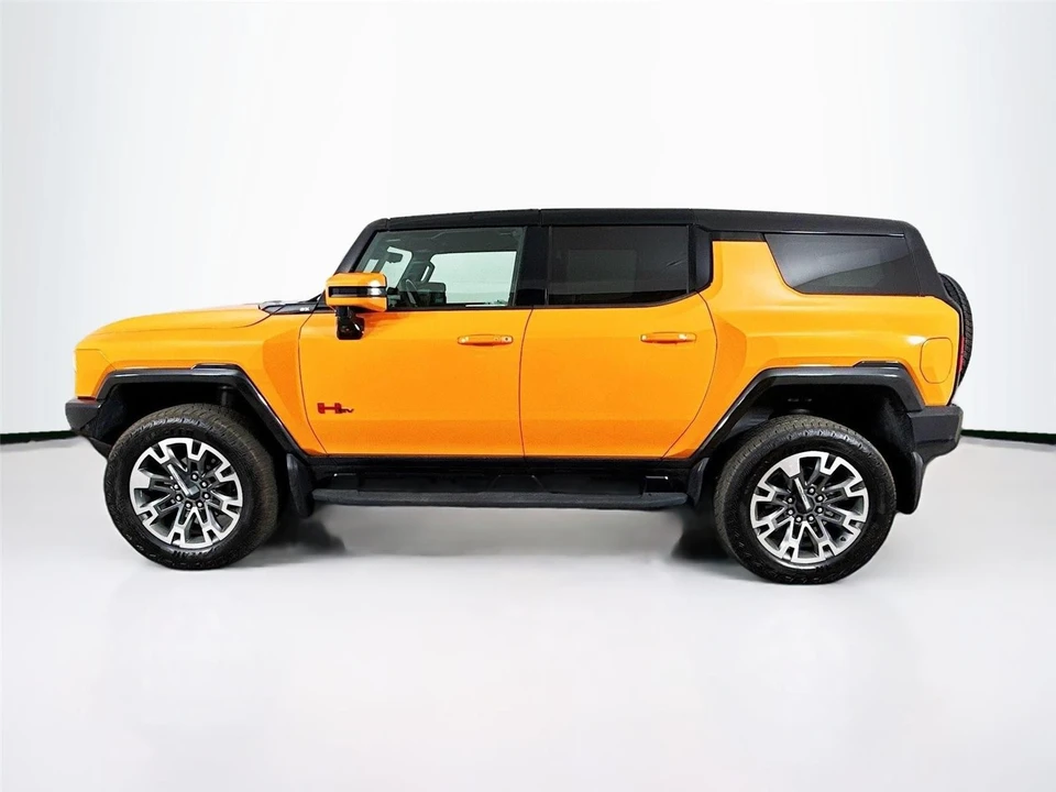 2024 GMC Hummer EV - Image 9 of 14