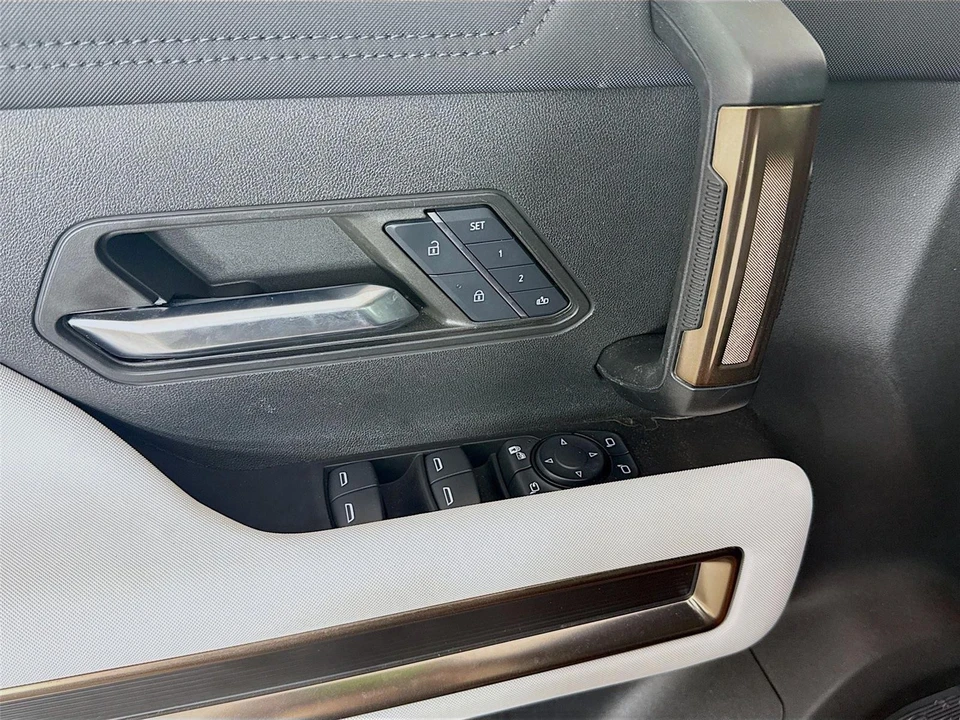 2024 GMC Hummer EV - Image 3 of 14