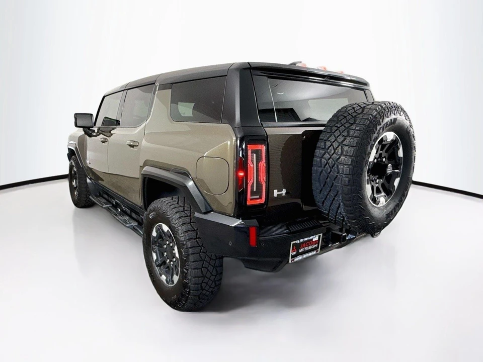 2024 GMC Hummer EV - Image 3 of 30