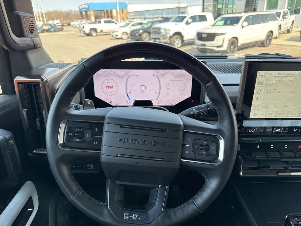 2024 GMC Hummer EV - Image 15 of 21