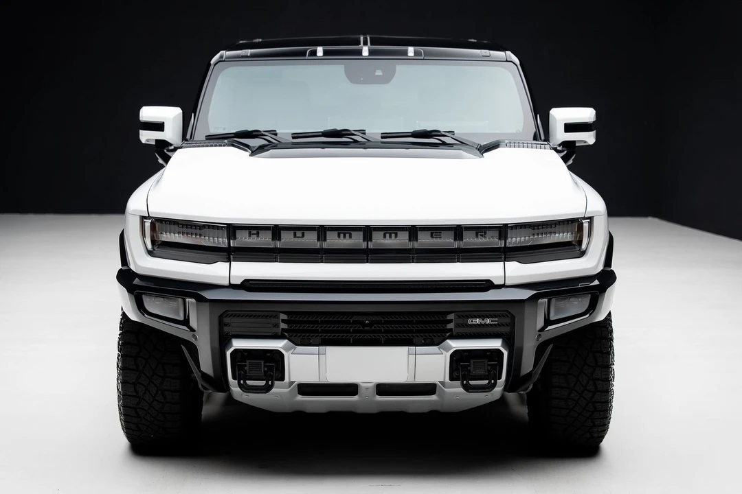 2024 GMC Hummer EV - Image 6 of 21