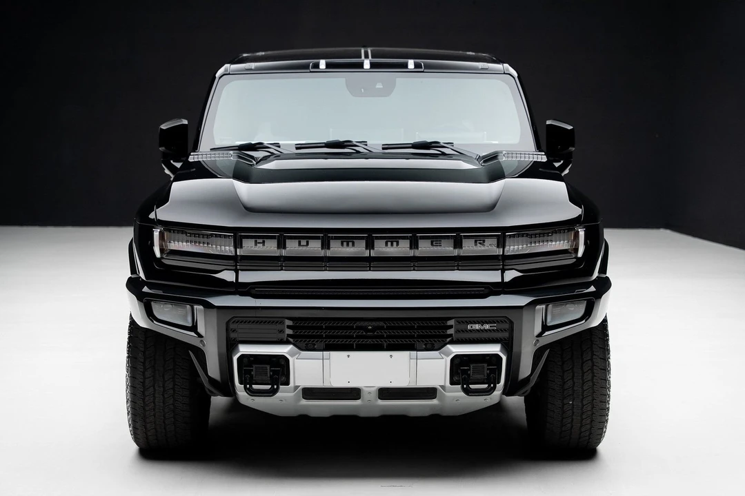 2024 GMC Hummer EV - Image 5 of 21