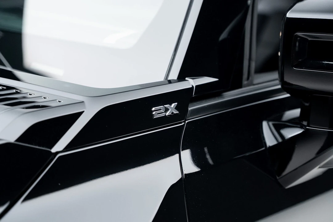 2024 GMC Hummer EV - Image 20 of 21