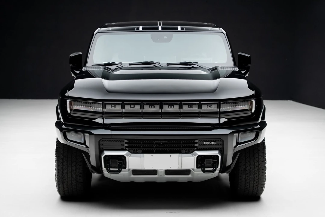2024 GMC Hummer EV - Image 5 of 12
