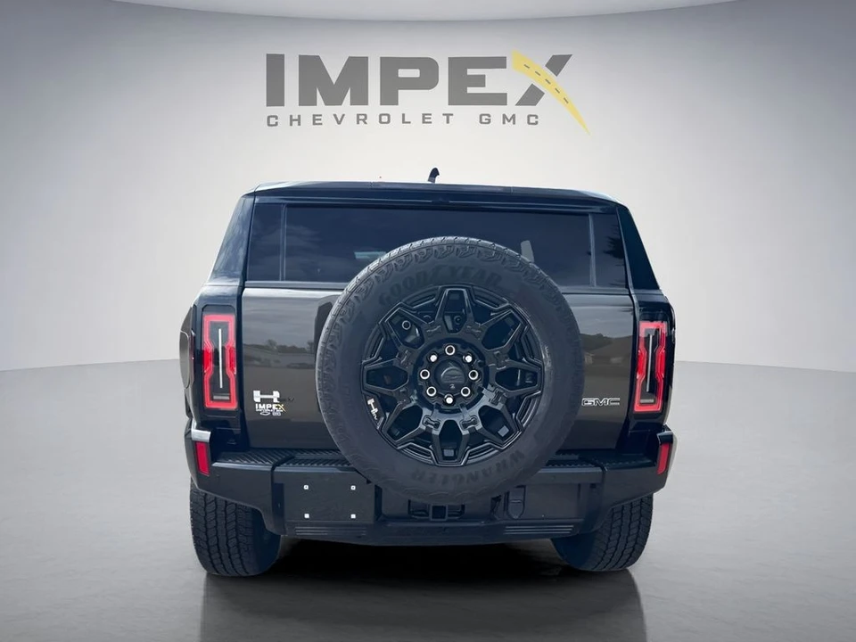2024 GMC Hummer EV - Image 4 of 31