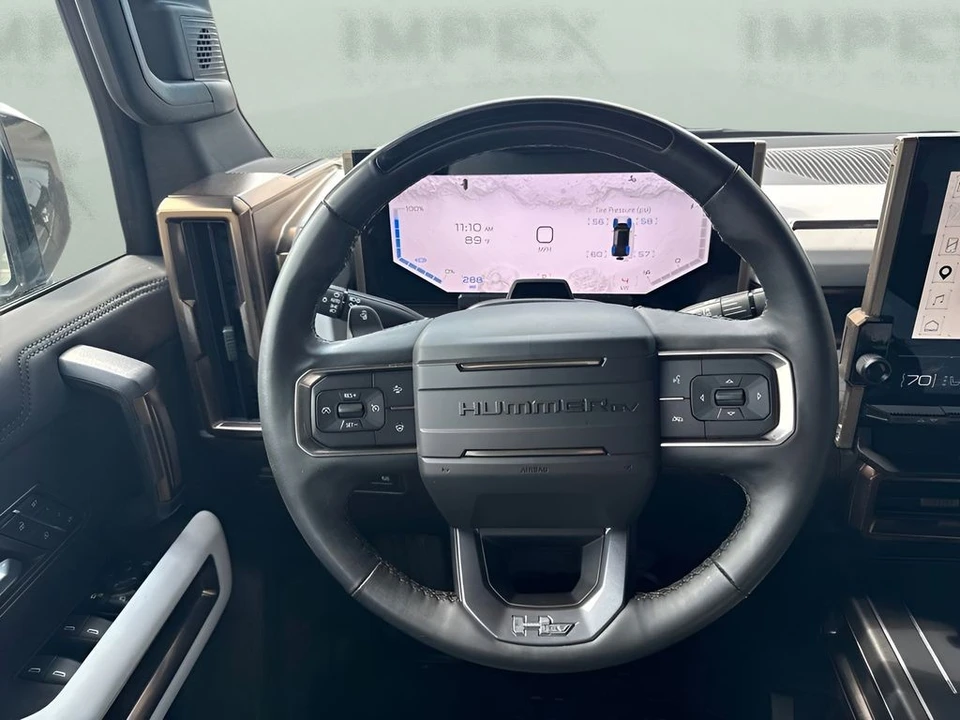 2024 GMC Hummer EV - Image 16 of 31