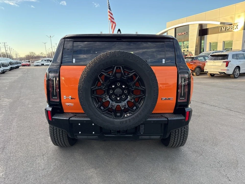 2024 GMC Hummer EV - Image 4 of 21