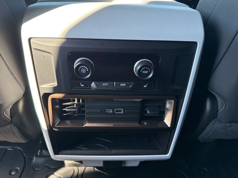 2024 GMC Hummer EV - Image 14 of 21