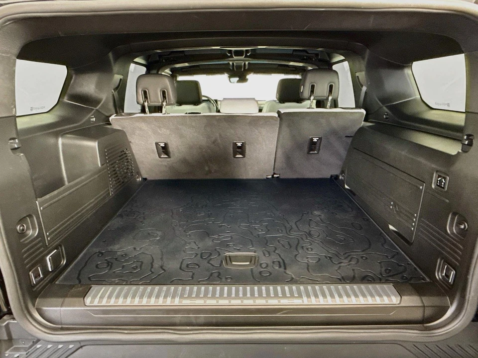 2024 GMC Hummer EV - Image 28 of 31