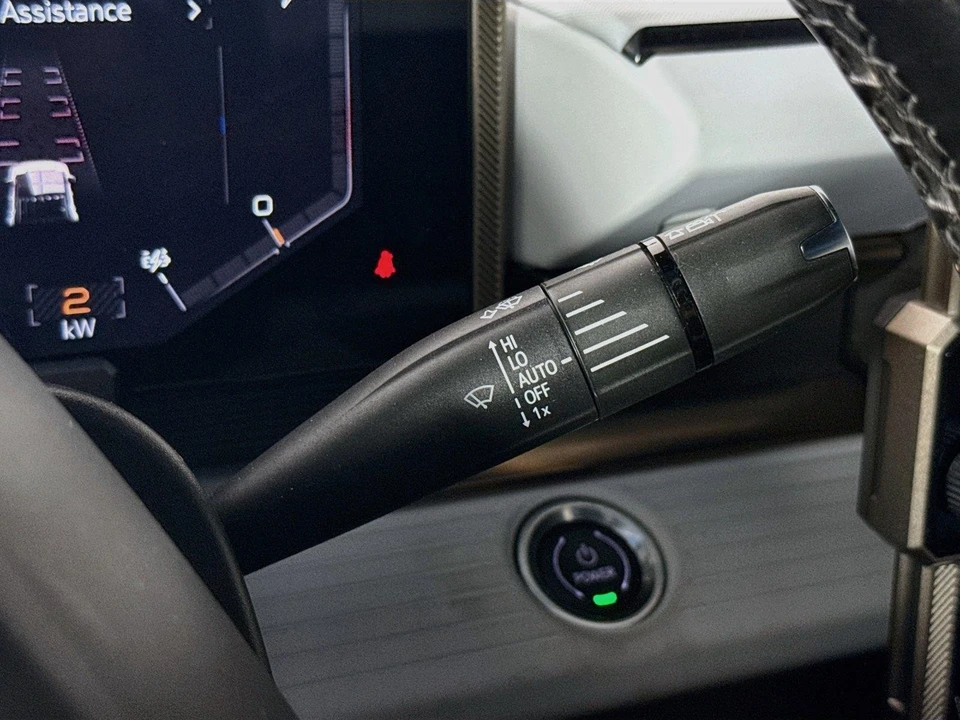 2024 GMC Hummer EV - Image 8 of 16