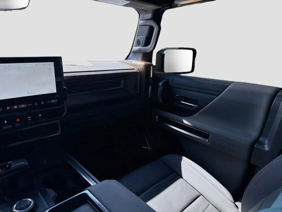 2024 GMC Hummer EV - Image 15 of 20