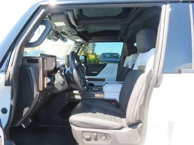 2024 GMC Hummer EV - Image 5 of 9