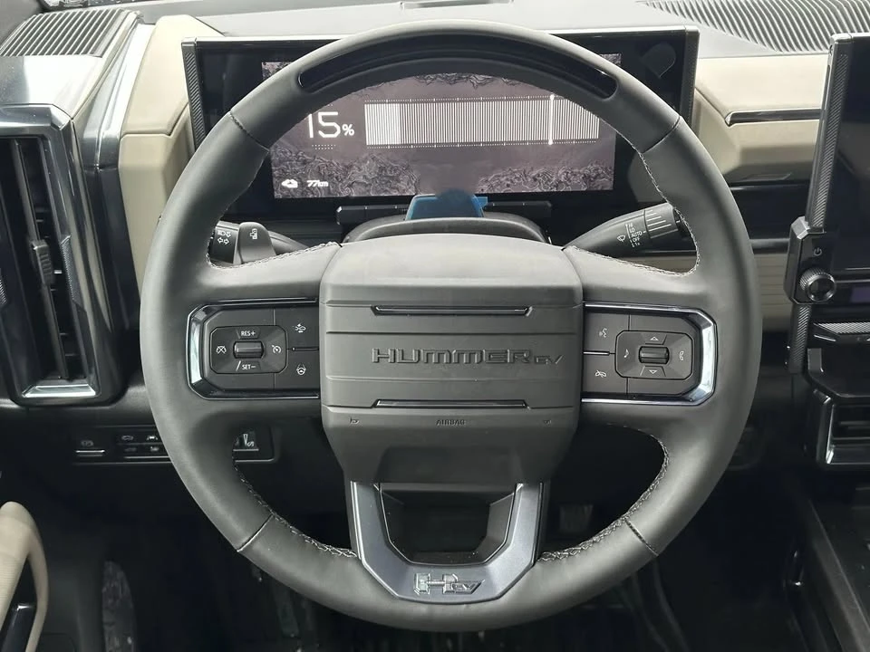 2024 GMC Hummer EV - Image 7 of 8