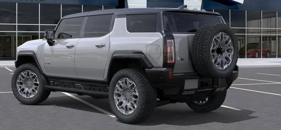2024 GMC Hummer EV - Image 3 of 8