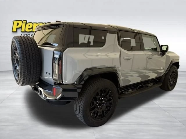 2024 GMC Hummer EV - Image 9 of 20