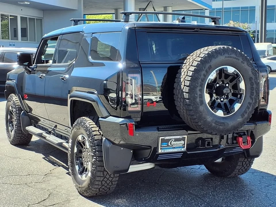 2024 GMC Hummer EV - Image 4 of 18