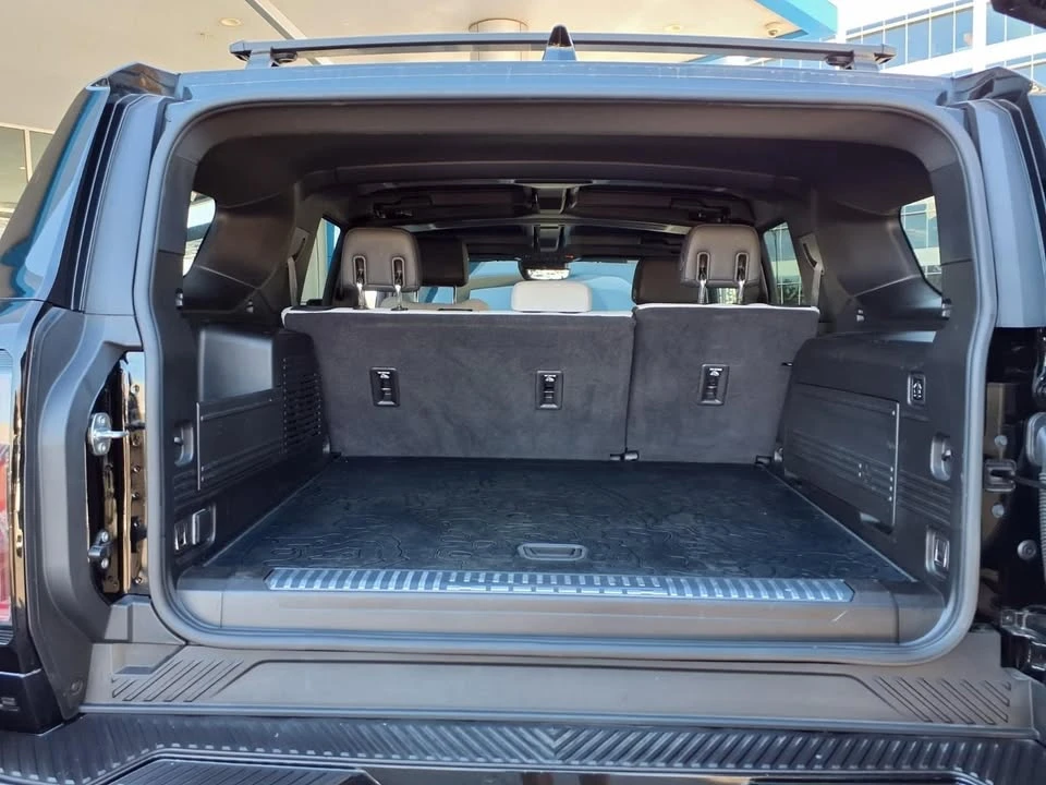 2024 GMC Hummer EV - Image 8 of 18
