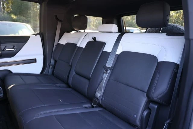 2024 GMC Hummer EV - Image 3 of 21