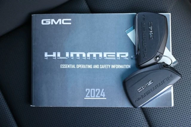 2024 GMC Hummer EV - Image 5 of 21