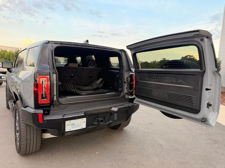 2024 GMC Hummer EV - Image 6 of 20