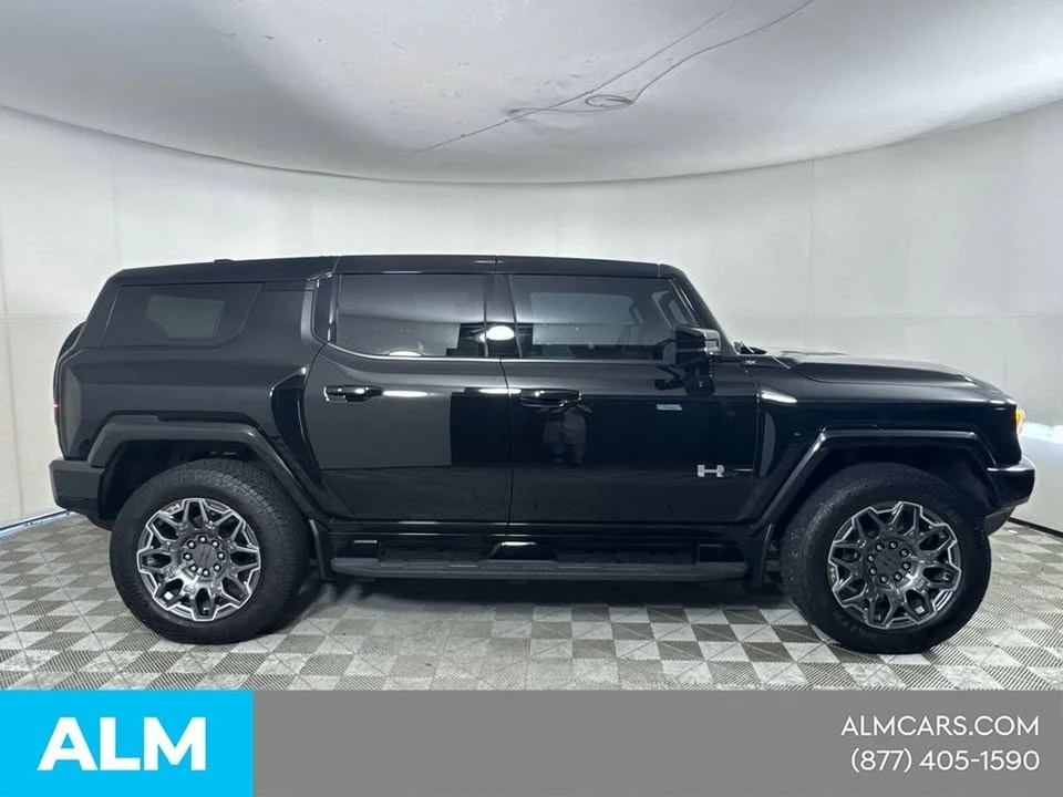 2024 GMC Hummer EV - Image 19 of 20