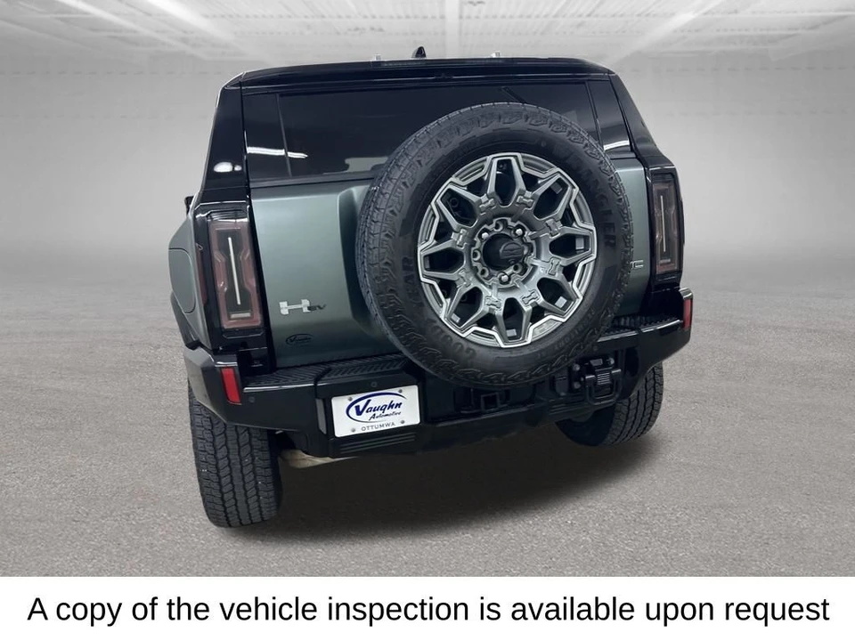 2024 GMC Hummer EV - Image 10 of 31