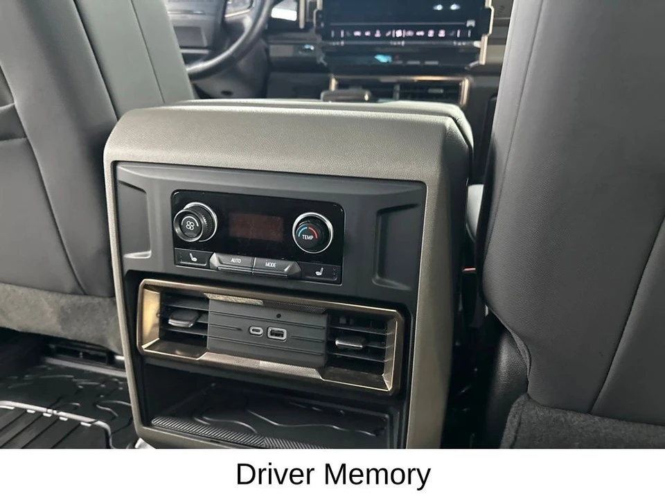 2024 GMC Hummer EV - Image 26 of 31