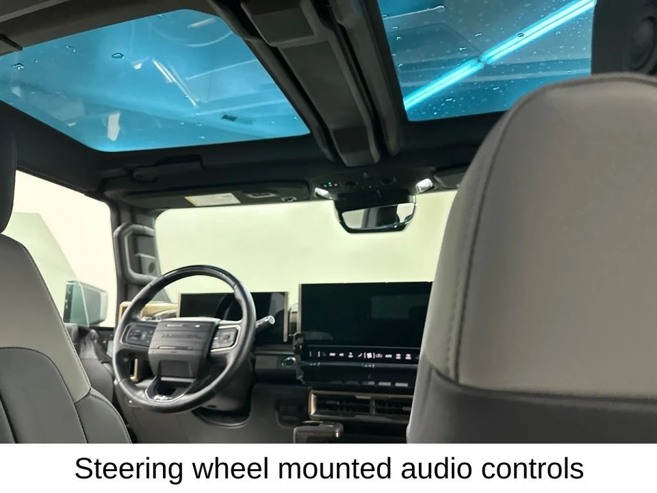 2024 GMC Hummer EV - Image 27 of 31