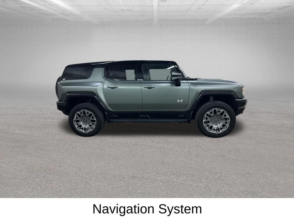 2024 GMC Hummer EV - Image 15 of 31