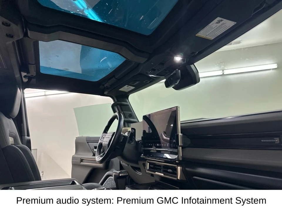 2024 GMC Hummer EV - Image 20 of 31