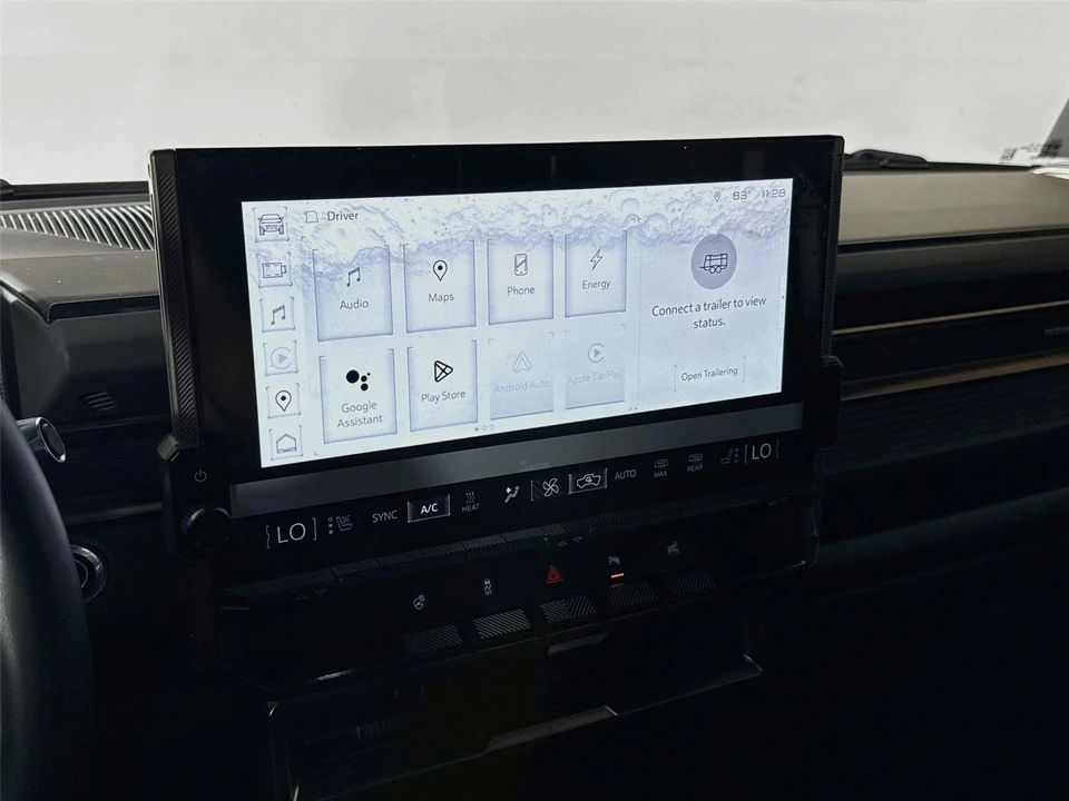 2024 GMC Hummer EV - Image 11 of 20