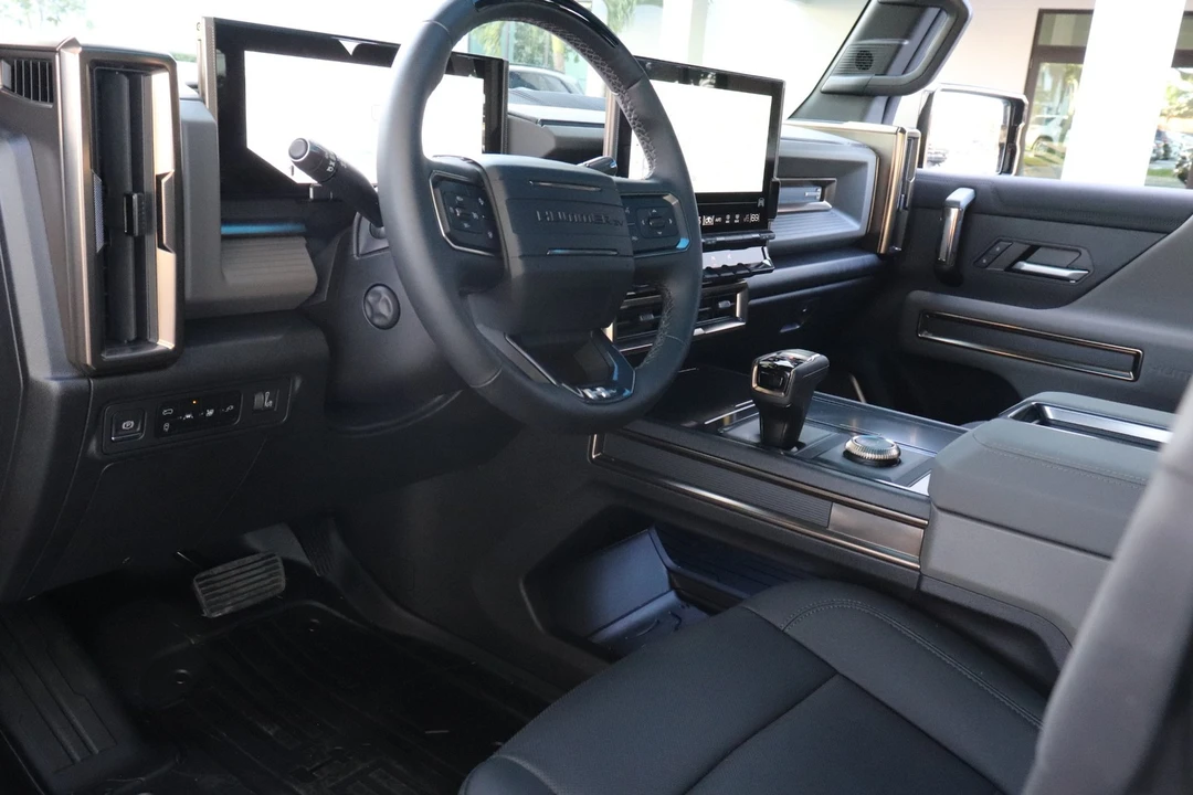 2024 GMC Hummer EV - Image 3 of 31
