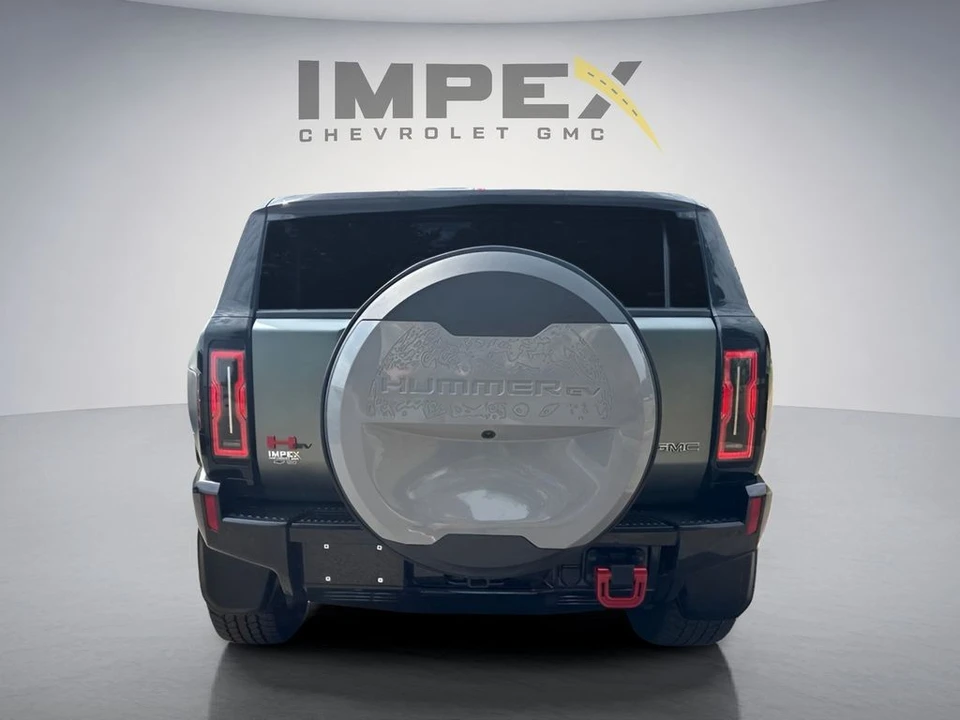 2024 GMC Hummer EV - Image 4 of 31