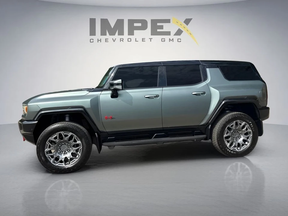 2024 GMC Hummer EV - Image 2 of 31