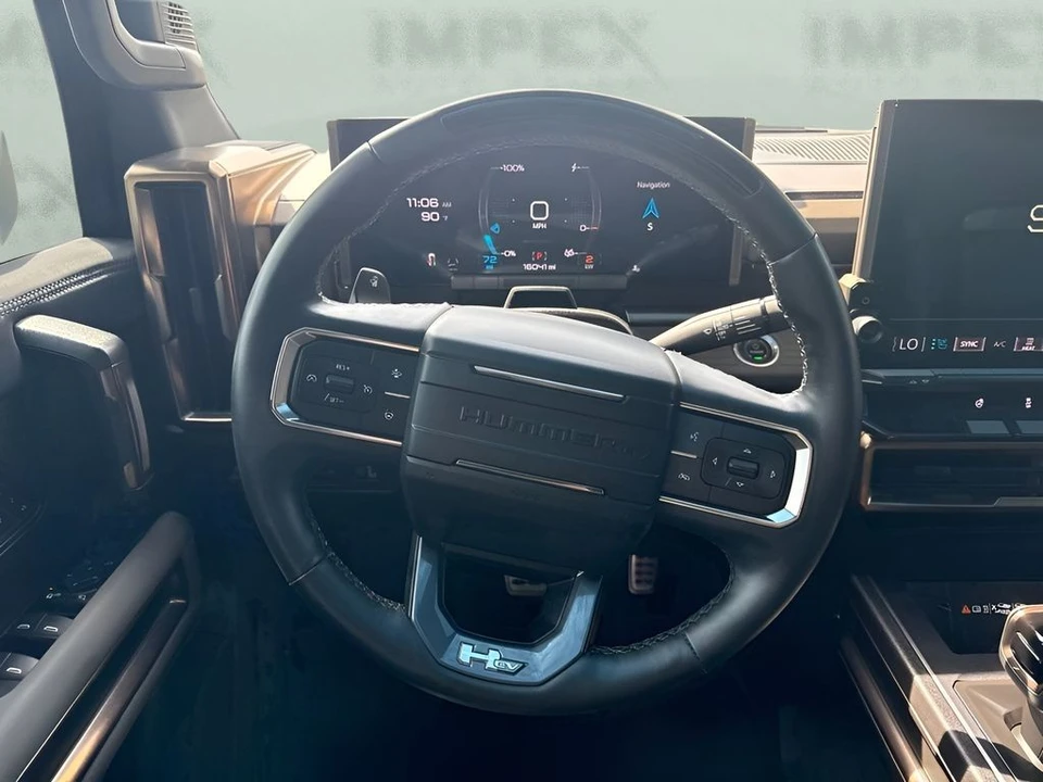 2024 GMC Hummer EV - Image 16 of 31