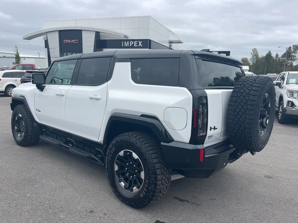 2024 GMC Hummer EV - Image 3 of 12