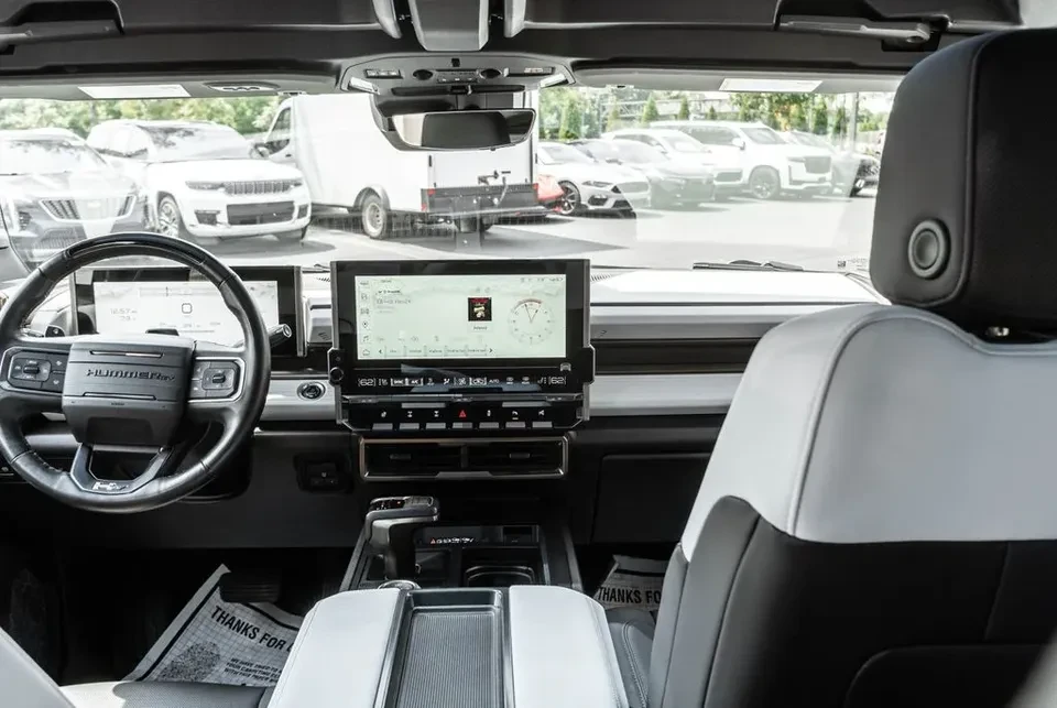 2024 GMC Hummer EV - Image 7 of 20