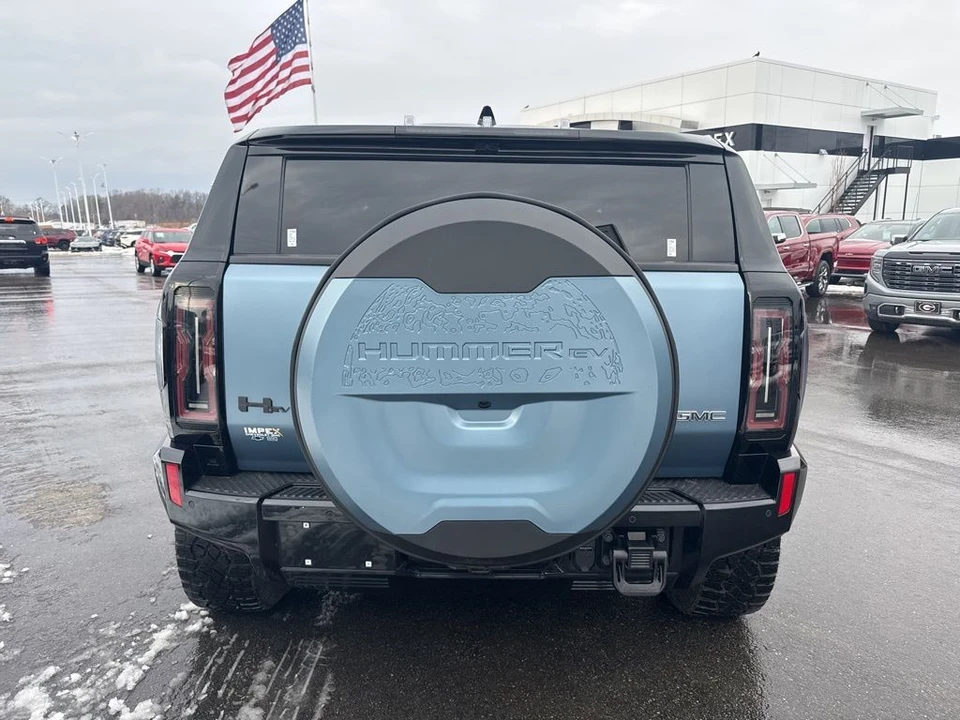 2024 GMC Hummer EV - Image 4 of 21