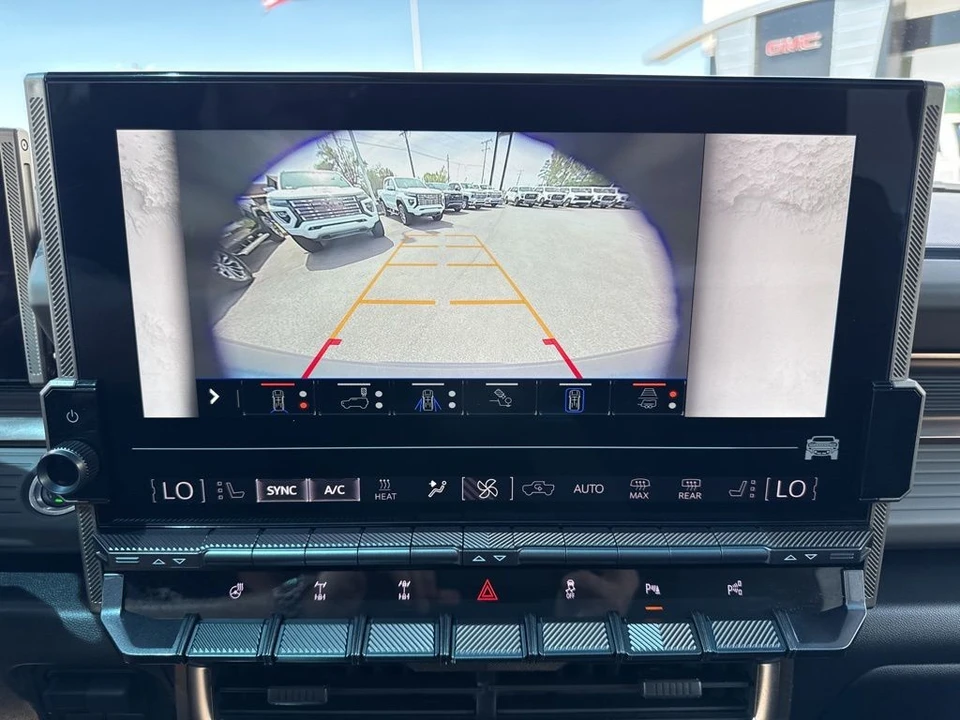 2024 GMC Hummer EV - Image 21 of 21