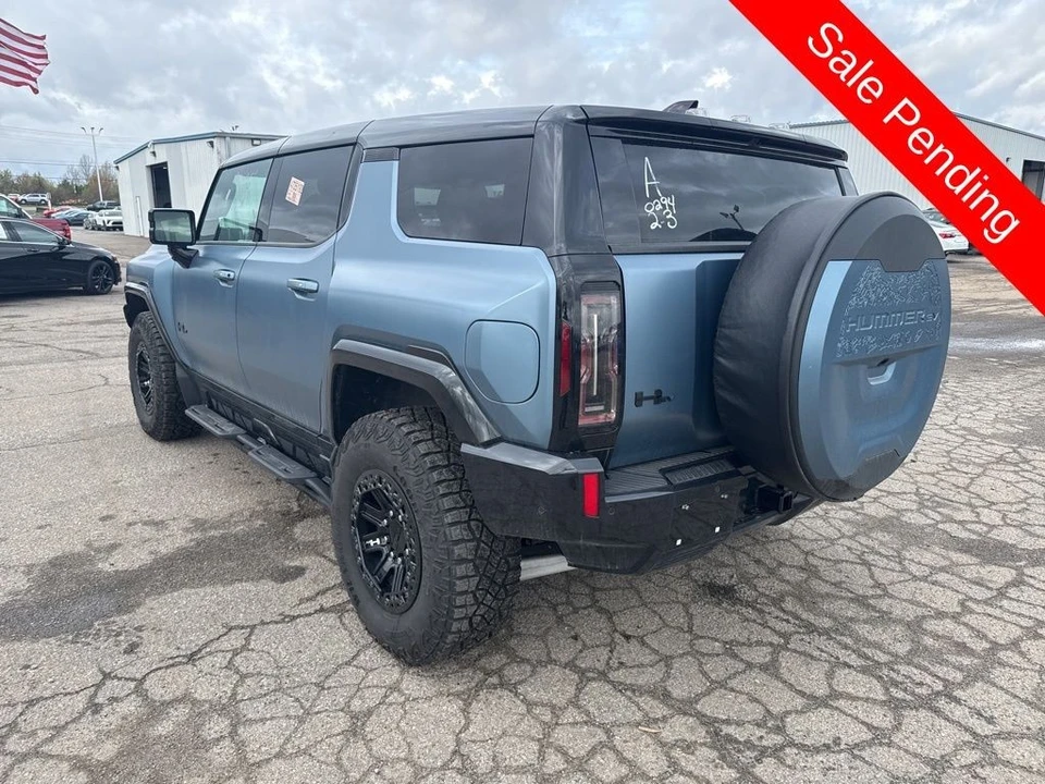 2024 GMC Hummer EV - Image 2 of 7