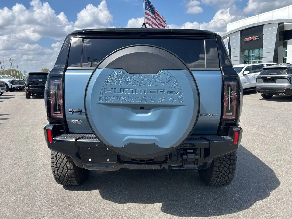 2024 GMC Hummer EV - Image 4 of 21