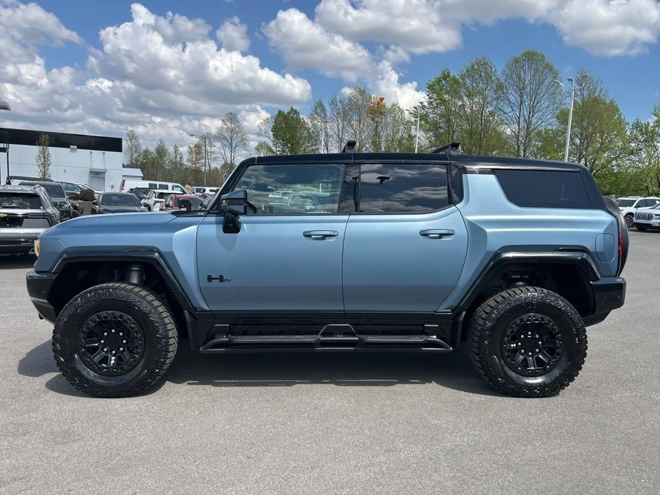 2024 GMC Hummer EV - Image 2 of 21
