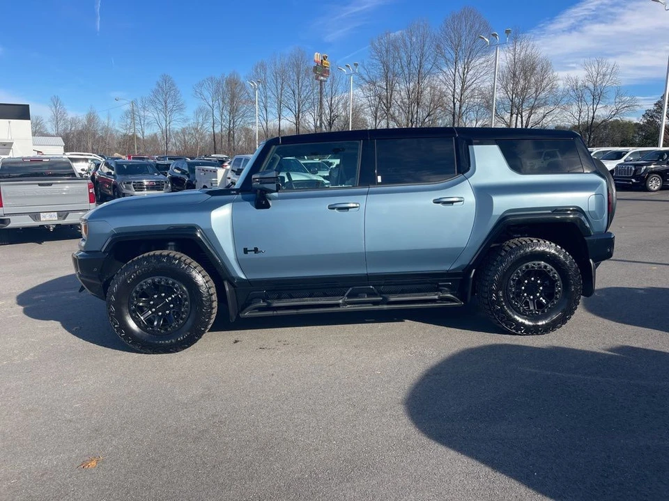 2024 GMC Hummer EV - Image 2 of 3
