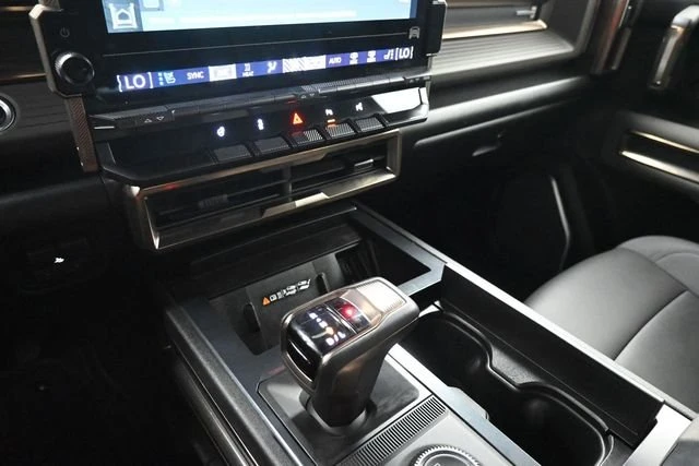 2024 GMC Hummer EV - Image 8 of 20