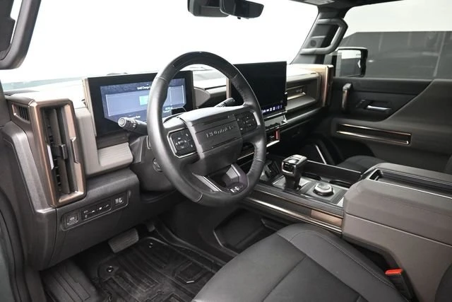 2024 GMC Hummer EV - Image 16 of 20