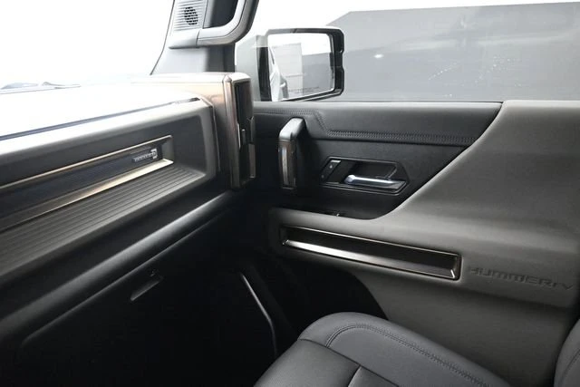 2024 GMC Hummer EV - Image 9 of 20